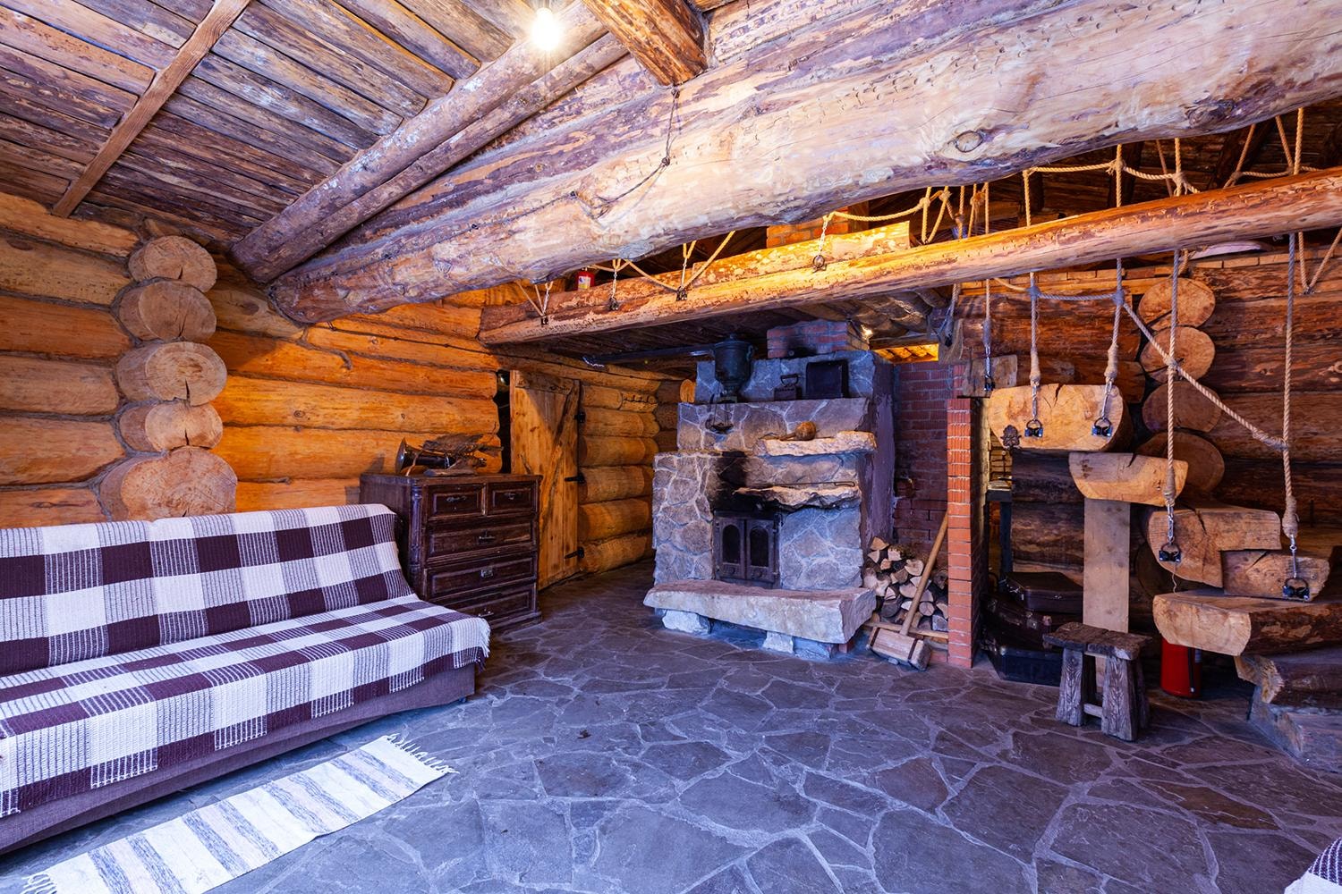 Русский дом внутри